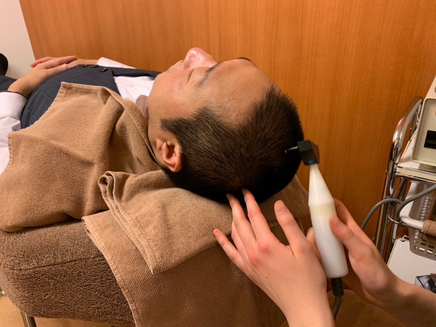 妻『髪薄くなってない？』 衝撃の一言で一念発起 18万人以上の発毛実績を持つ 『リーブ21』を検証してみた！